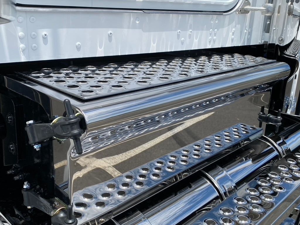 Step Tread Plate Suit 659