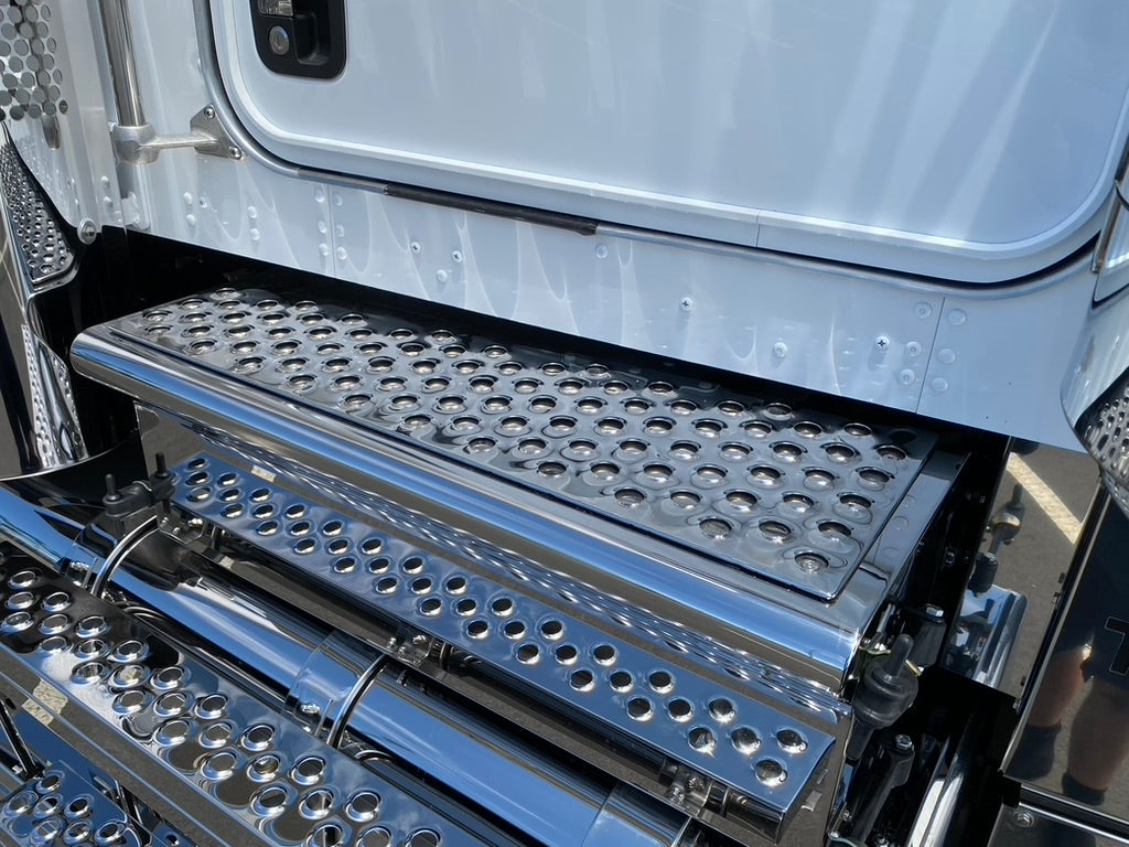 Step Tread Plate Suit 659